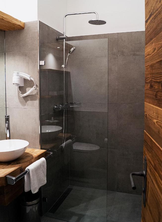 Hotel Almwirt Хаар Экстерьер фото