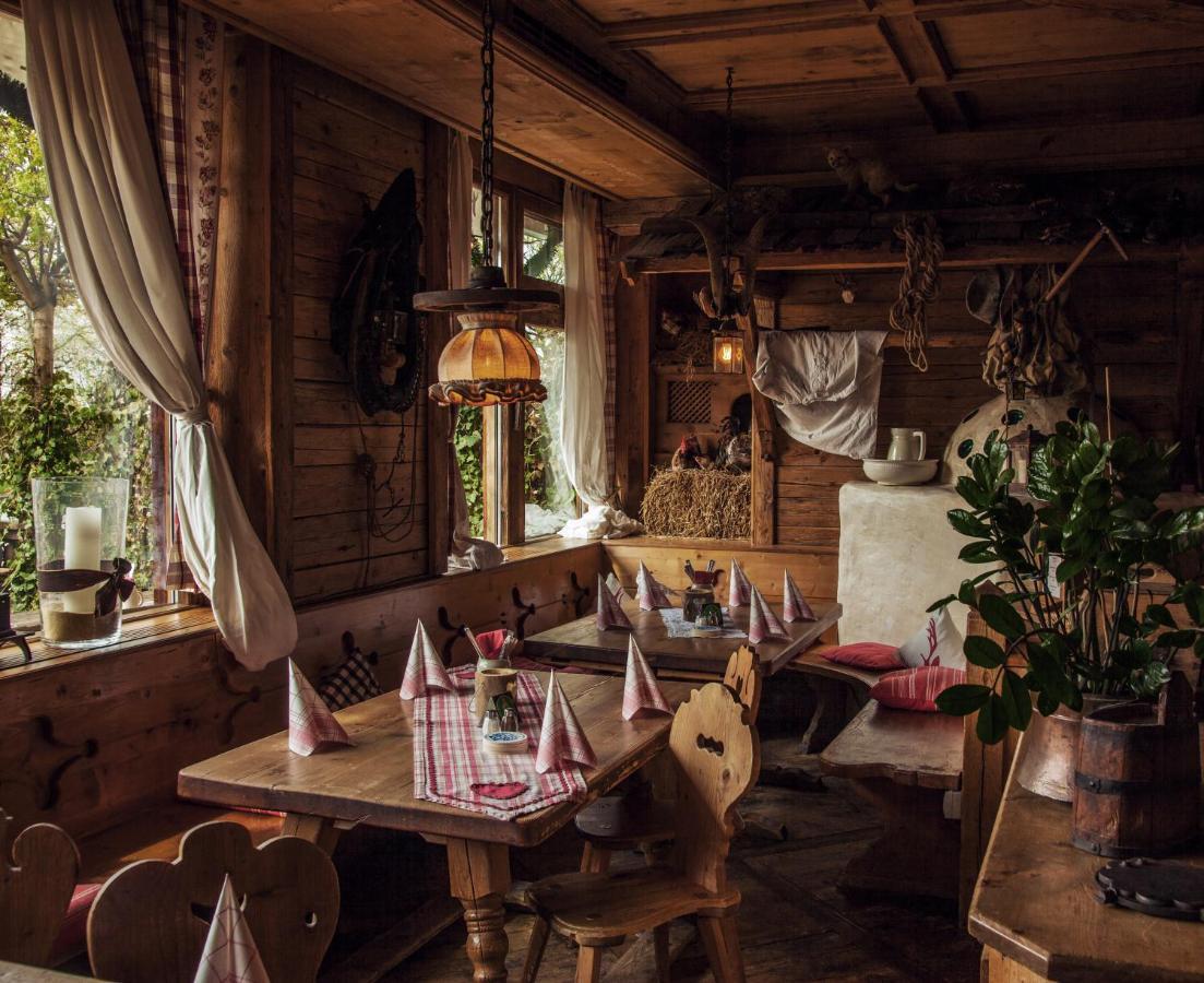 Hotel Almwirt Хаар Экстерьер фото