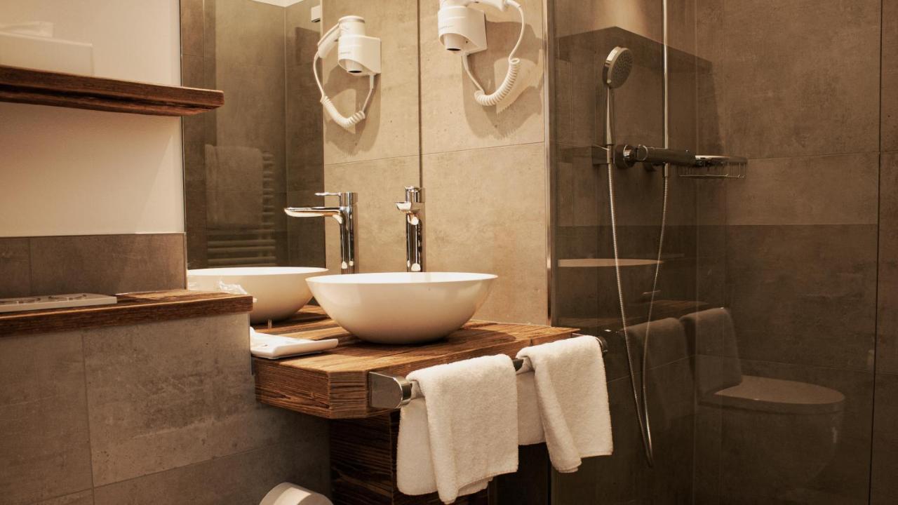 Hotel Almwirt Хаар Экстерьер фото